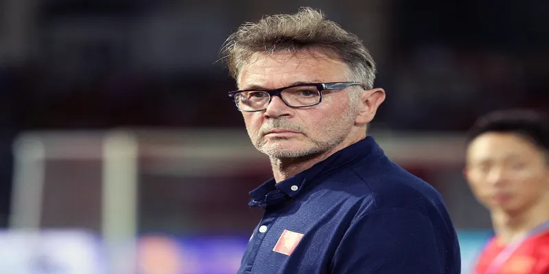Analyzing Philippe Troussier's Coaching Philosophy and Memorable Matches